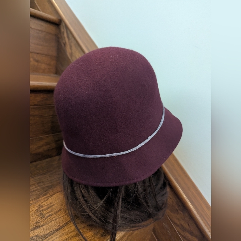 Vintage Hat Tristan Wool Felt Burgundy Cloche Hat with Floral Cashmere Accents - Picture 6 of 8
